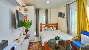 Superior Studio, City View | Iron/ironing board, free WiFi