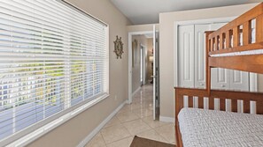 5 camere, ferro/asse da stiro, Wi-Fi gratuito, lenzuola