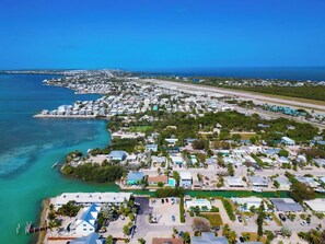 Unclassified image, 4 of 41, button - Seaside Escape - 3bed/3bath ground level waterfront pool home (Marathon)