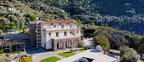 Voorkant van accommodatie