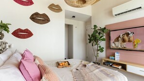3 chambres, fer et planche à repasser, Wi-Fi, draps fournis