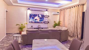 Luxury Apartment, 1 Bedroom, Balcony, Courtyard View | Desk, laptop workspace, soundproofing, free WiFi