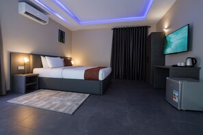 Luxury Δωμάτιο | Ηχομόνωση, δωρεάν Wi-Fi, κλινοσκεπάσματα 