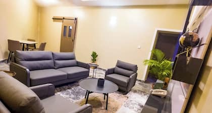 154 Apartment & Hotels