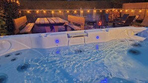 屋外ダイニングエリア