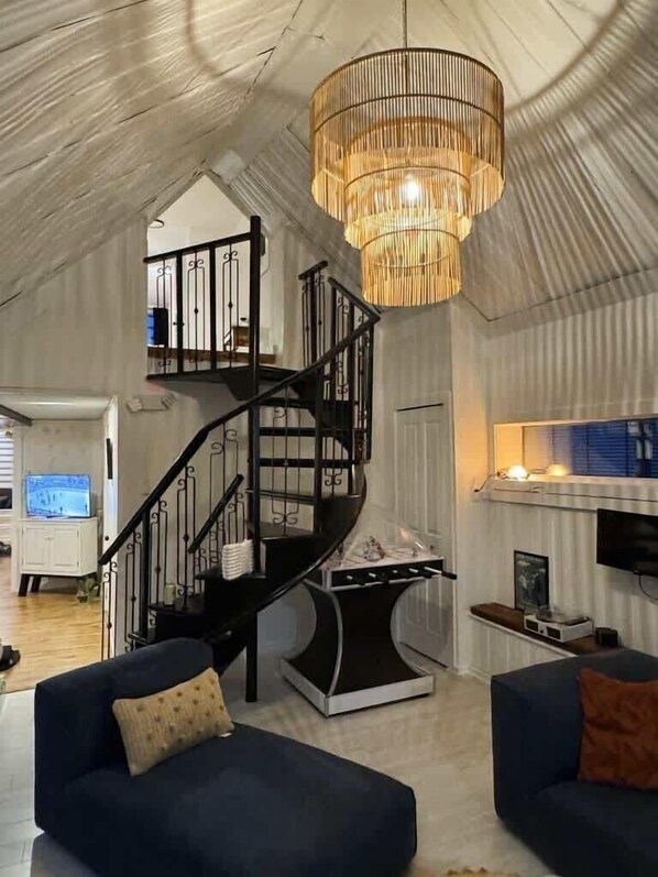 TV, lareira, aparelho de som, escritórios