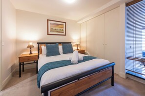 1 chambre, fer et planche à repasser, accès Internet, draps fournis