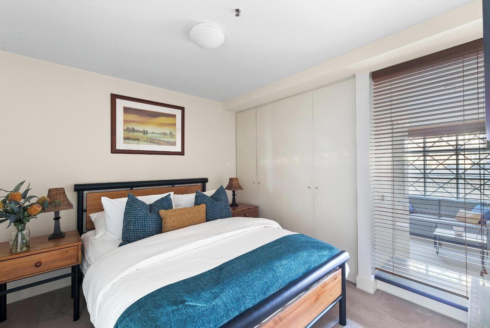 1 bedroom, internet, bed sheets