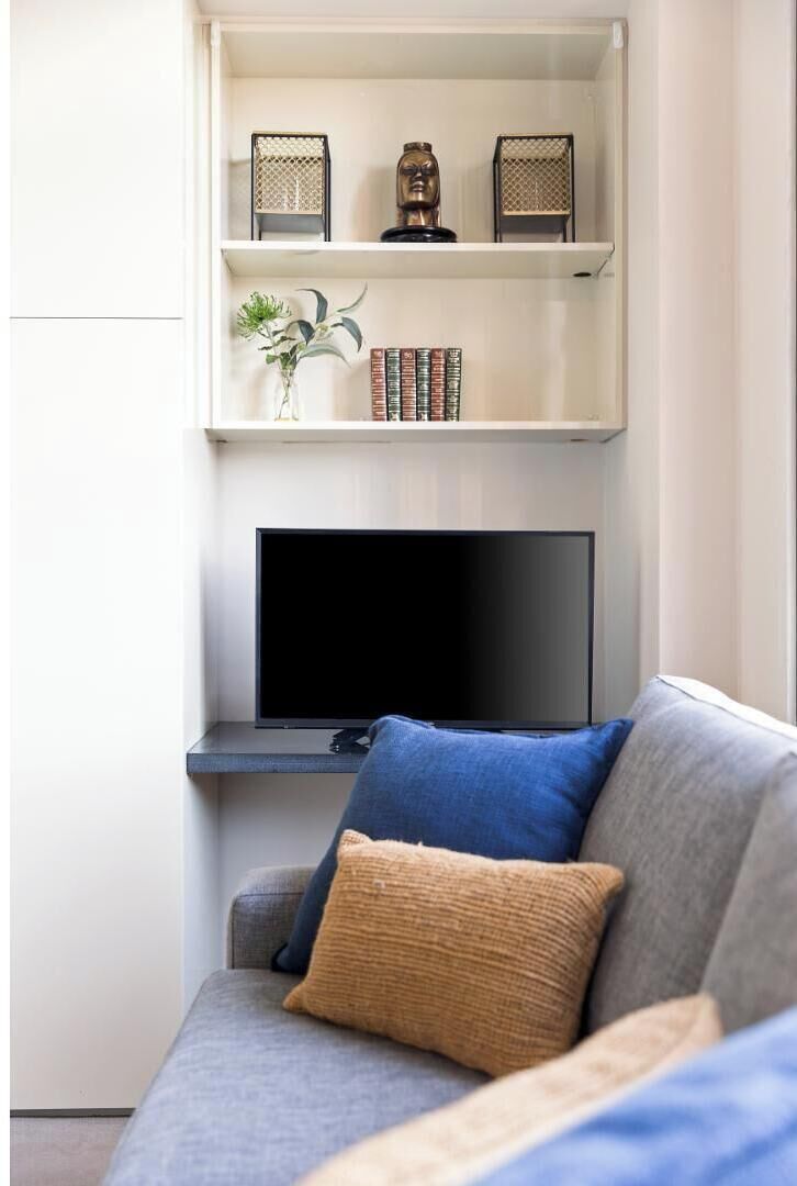 TV, offices