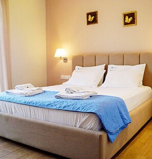 Studio - Aquamare Studios - Seaview Suite & Pool Bliss (Kassandra)