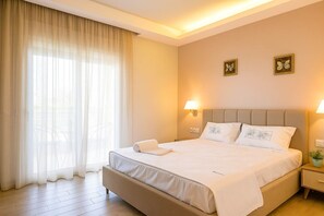 Studio - Aquamare Studios - Seaview Suite & Pool Bliss (Kassandra)