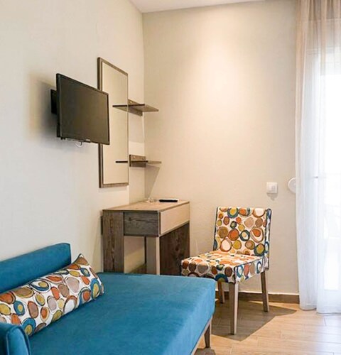 Aquamare Studios - Seaview Suite & Pool Bliss