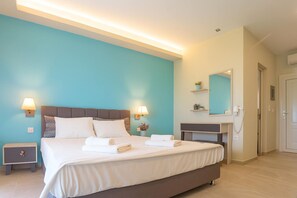 Studio | Exterior - Aquamare Studios - Seaview Suite & Pool Bliss (Kassandra)