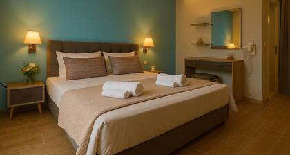 Aquamare Studios - Seaview Suite & Pool Bliss