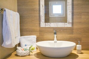 Studio | Exterior - Aquamare Studios - Seaview Suite & Pool Bliss (Kassandra)