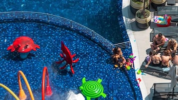 Seasonal outdoor pool, pool umbrellas