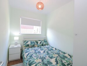 2 عدّة غرف نوم وبديكورات فريدة لكل غرفة وطراز فريد لكل وحدة