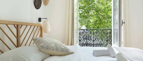 1 chambre, fer et planche Ă repasser, lit parapluie, Wi-Fi