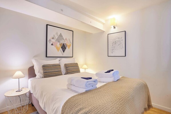 1 bedroom, iron/ironing board, travel crib, WiFi