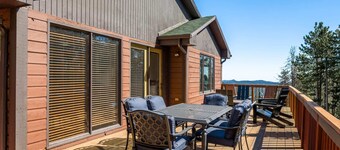 5 Bedroom Whole Home with Mountain Views