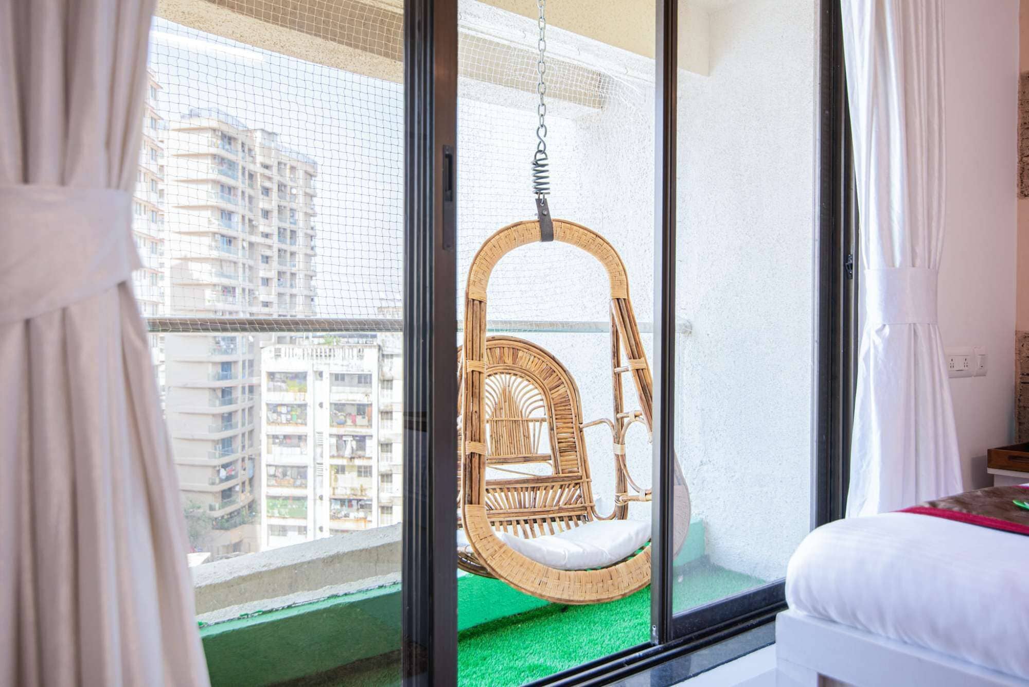 3 bedrooms, desk, iron/ironing board, WiFi