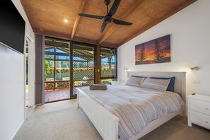 5 makuuhuonetta, silitysrauta/-lauta, Wi-Fi, vuodevaatteet