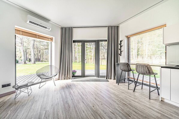 Living area - Cozy Hexagon Tiny House (Lapmežciems)