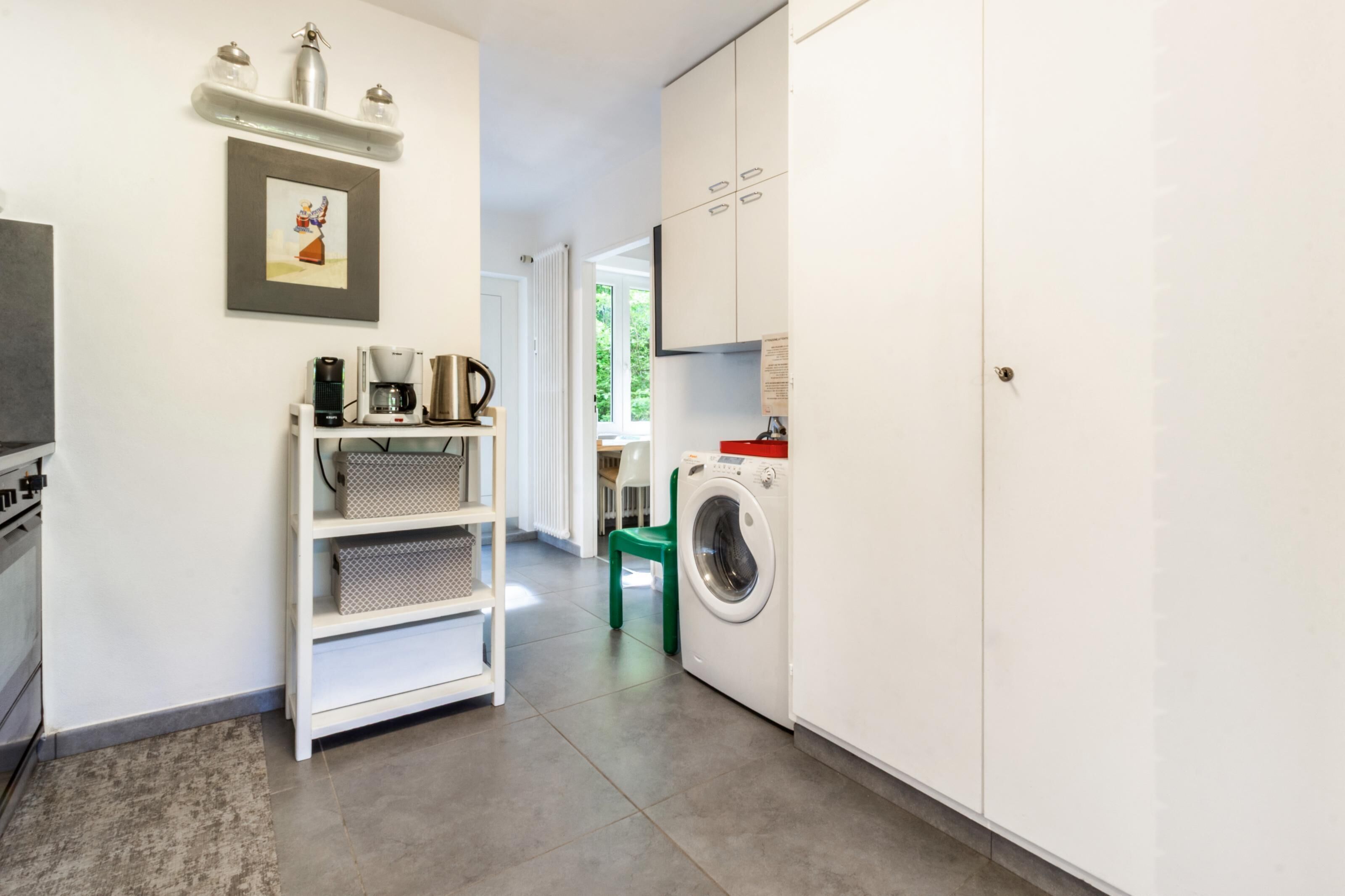 Mikrowelle, Ofen, Herdplatte, Geschirrspüler