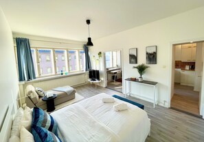 1 bedroom, desk, iron/ironing board, free WiFi