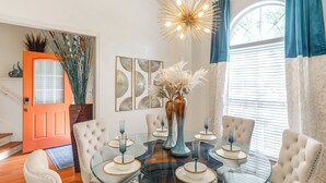 Nhà (2 Bedrooms) | Nội thất