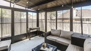 Nhà (2 Bedrooms) | Nội thất