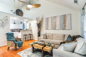 House (2 Bedrooms) | Interior - 2 Mi to Shelby Farms: Charming Family Home w/ Yard (Cordova)