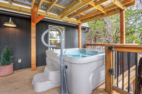 Bain à remous extérieur