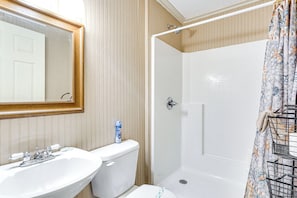 Interior - Walk to Beach: Cozy Port St Joe Getaway w/ Yard (Port St. Joe)