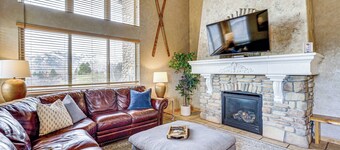 Hot Tub & Mtn-view Deck: Townhome in Eden