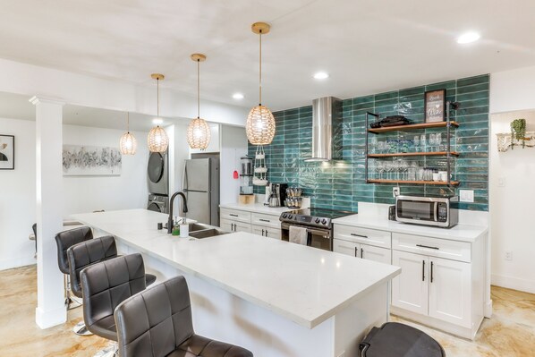 House (4 Bedrooms) | Interior