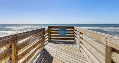 Oceanfront Gem w/ Views in North Topsail Beach