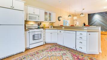 Nhà (2 Bedrooms) | Nội thất