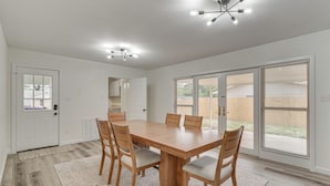 Nhà (3 Bedrooms) | Nội thất
