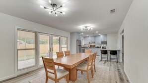 Nhà (3 Bedrooms) | Nội thất