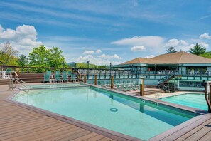 Apartment (3 Bedrooms) | Interior - Resort-style Amenities at Home Near Campton Mtn! (Campton)