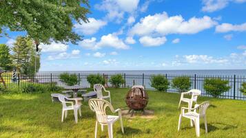 House (5 Bedrooms) | Front of property