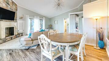 Rumah (5 Bedrooms) | Interior
