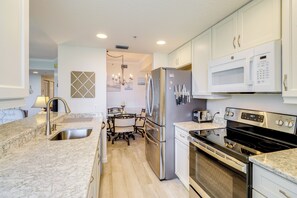 Interior - Walk to Stuart Beach: Resort Condo w/ Water View! (Stuart)