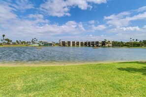 Apartment (2 Bedrooms) | Interior - Walk to Stuart Beach: Resort Condo w/ Water View! (Stuart)