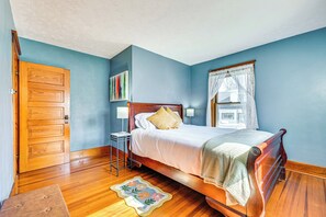 House (5 Bedrooms) | Interior