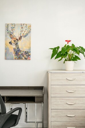 House | 1 bedroom, Internet - Relaxing Private Getaway With Bright Interiors (West Covina)