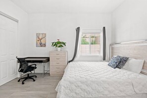 1 bedroom, Internet - Relaxing Private Getaway With Bright Interiors (West Covina)