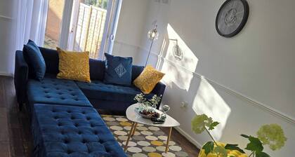 Tranquil Getaway in Wolverhampton - Perfect for Relaxation