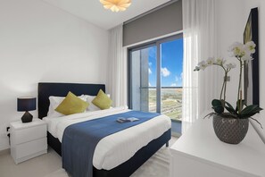 Apartament de luxe, balcó | 2 dormitoris, planxa i posts de planxar i wifi gratuïta 